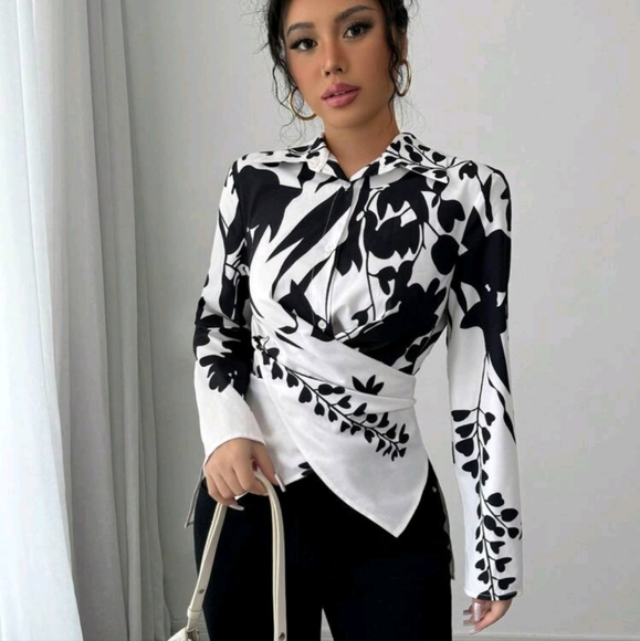 Ladies Positioned Floral Cinched Cinched Waist Cuff Long Sleeve Shir - Picture 3 of 4